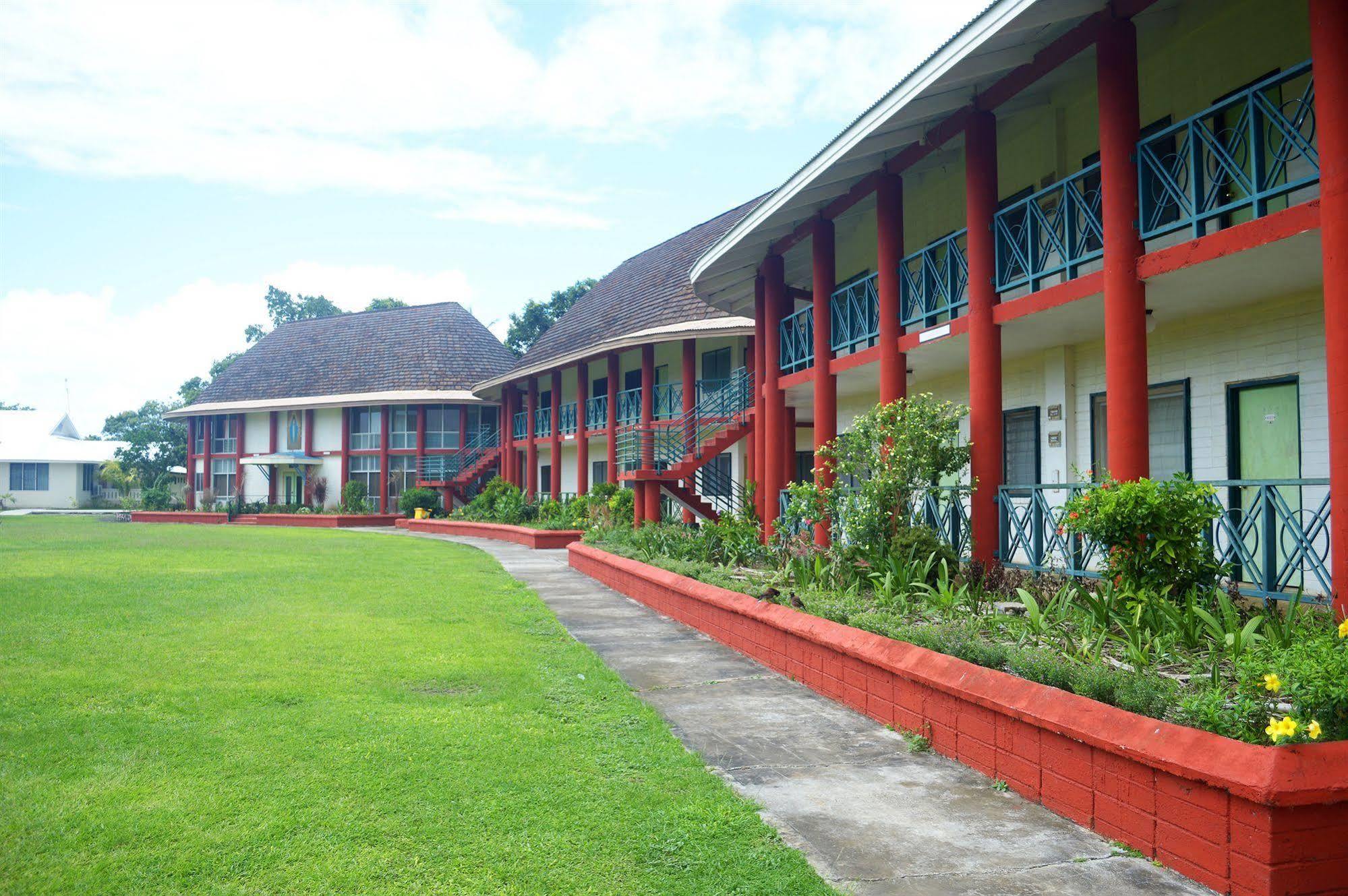 The St Therese Samoa Retreat And Accommodation Tuana'i エクステリア 写真